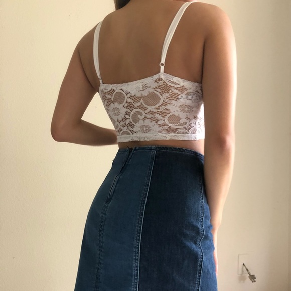 Lace bralette style crop top - Picture 3 of 5